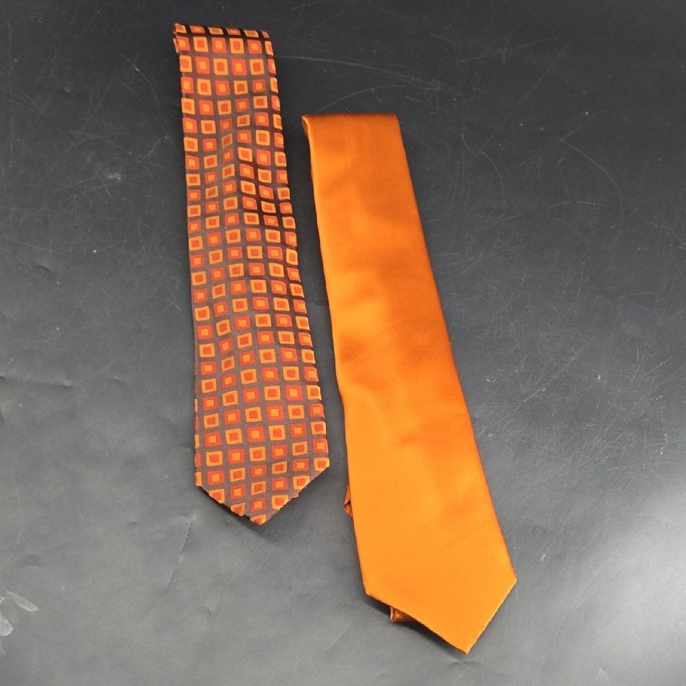 Paul Frederick Elegant Orange and Patterned Tie Set Bundle (2)